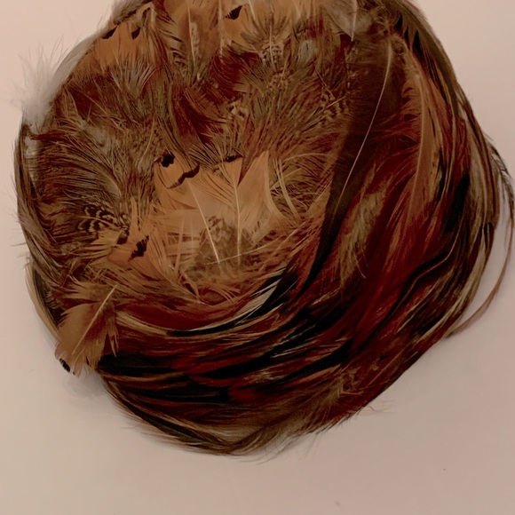 Stunning ❤️vintage❤️ feather hat